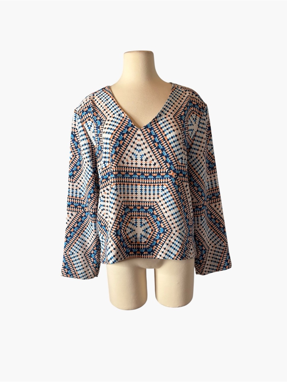 V-Neck Geometric Print Tunic Top in Blue and Cream